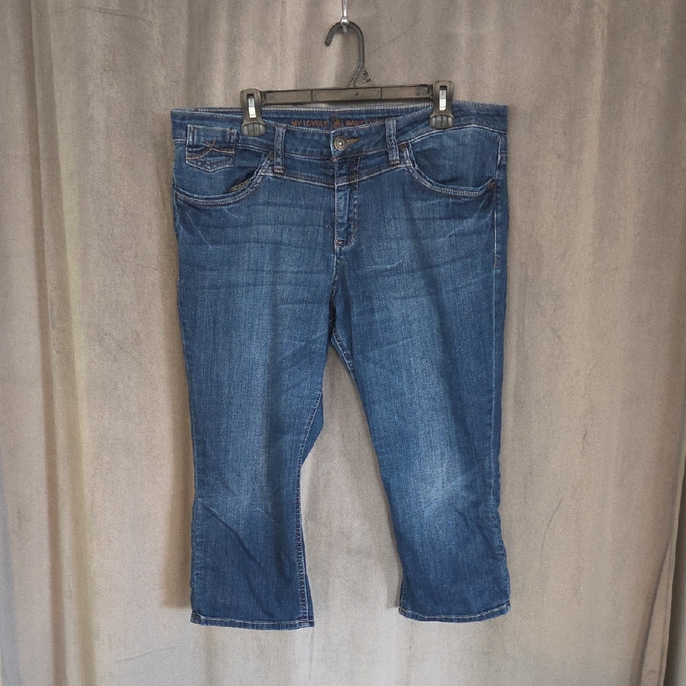Size 16 Blue Denim Capris/Ankle Pants